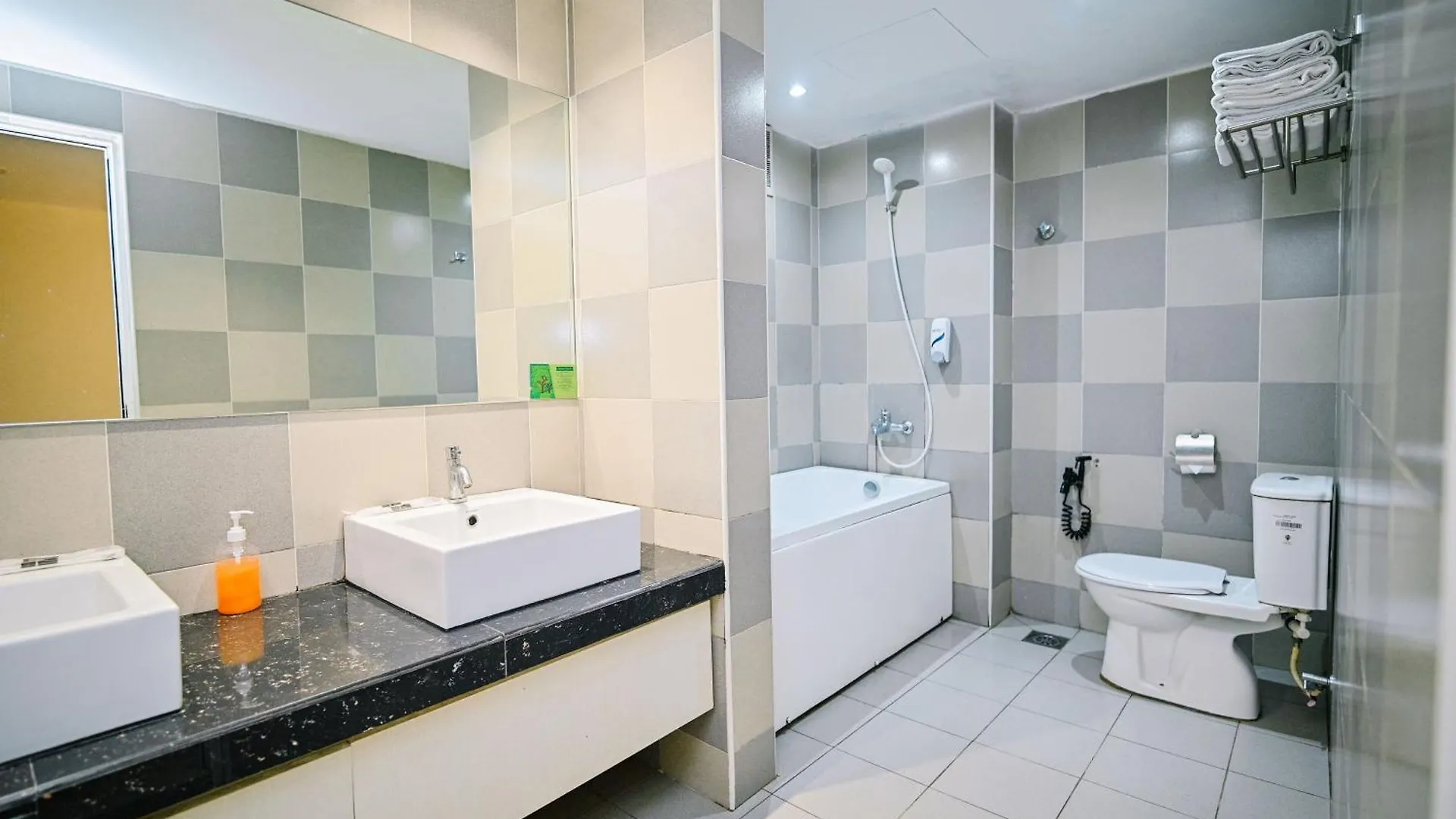 Kingston Hotel 1 , Bukit Bintang Kuala Lumpur 3*,  Malesia
