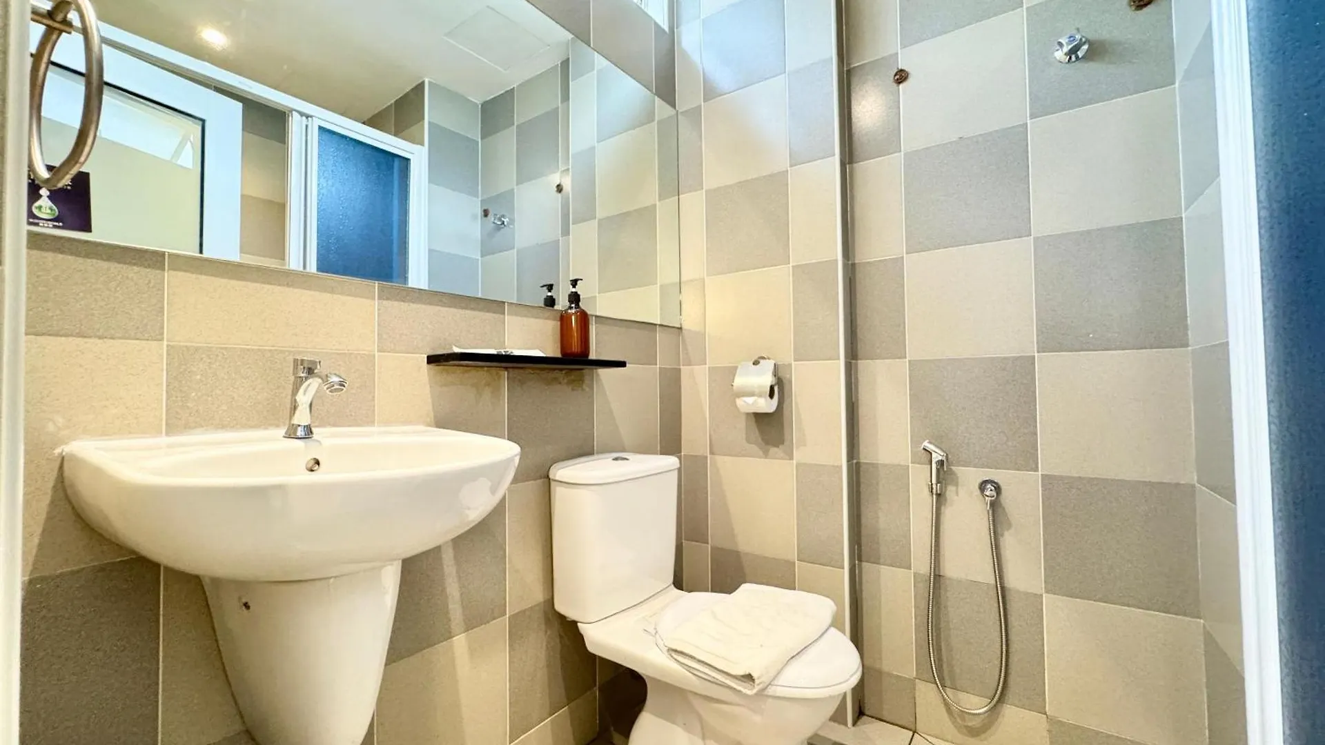 Kingston Hotel 1 , Bukit Bintang Kuala Lumpur