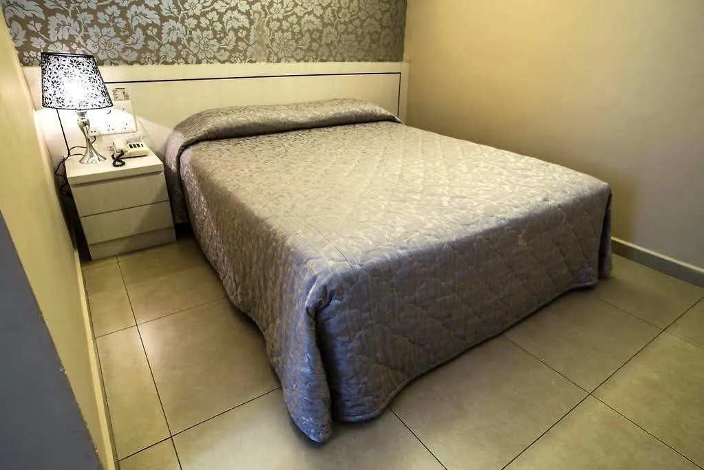 Kingston Hotel 1 , Bukit Bintang Kuala Lumpur 3*,